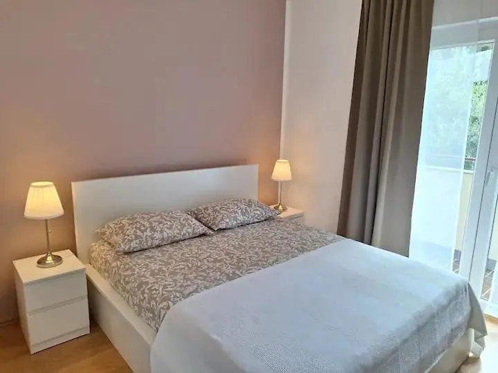 Charming Apartment 포레치